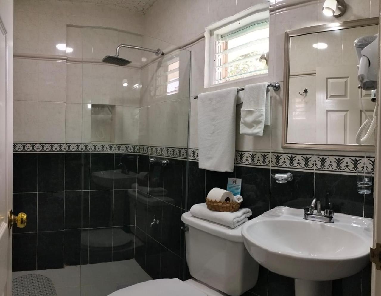 Hotel Dos Mundos, Isla קוזומל מראה חיצוני תמונה