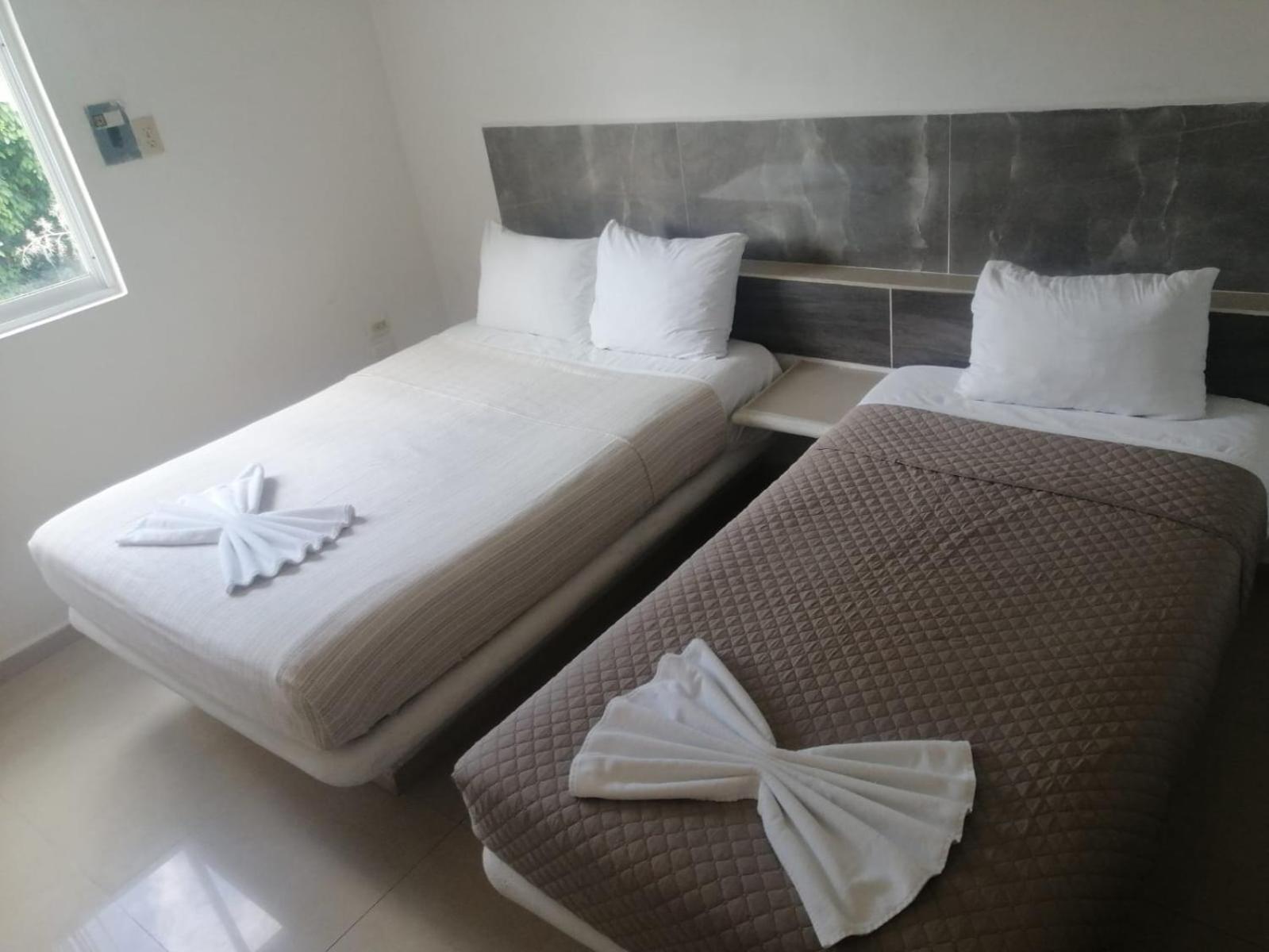 Hotel Dos Mundos, Isla קוזומל מראה חיצוני תמונה