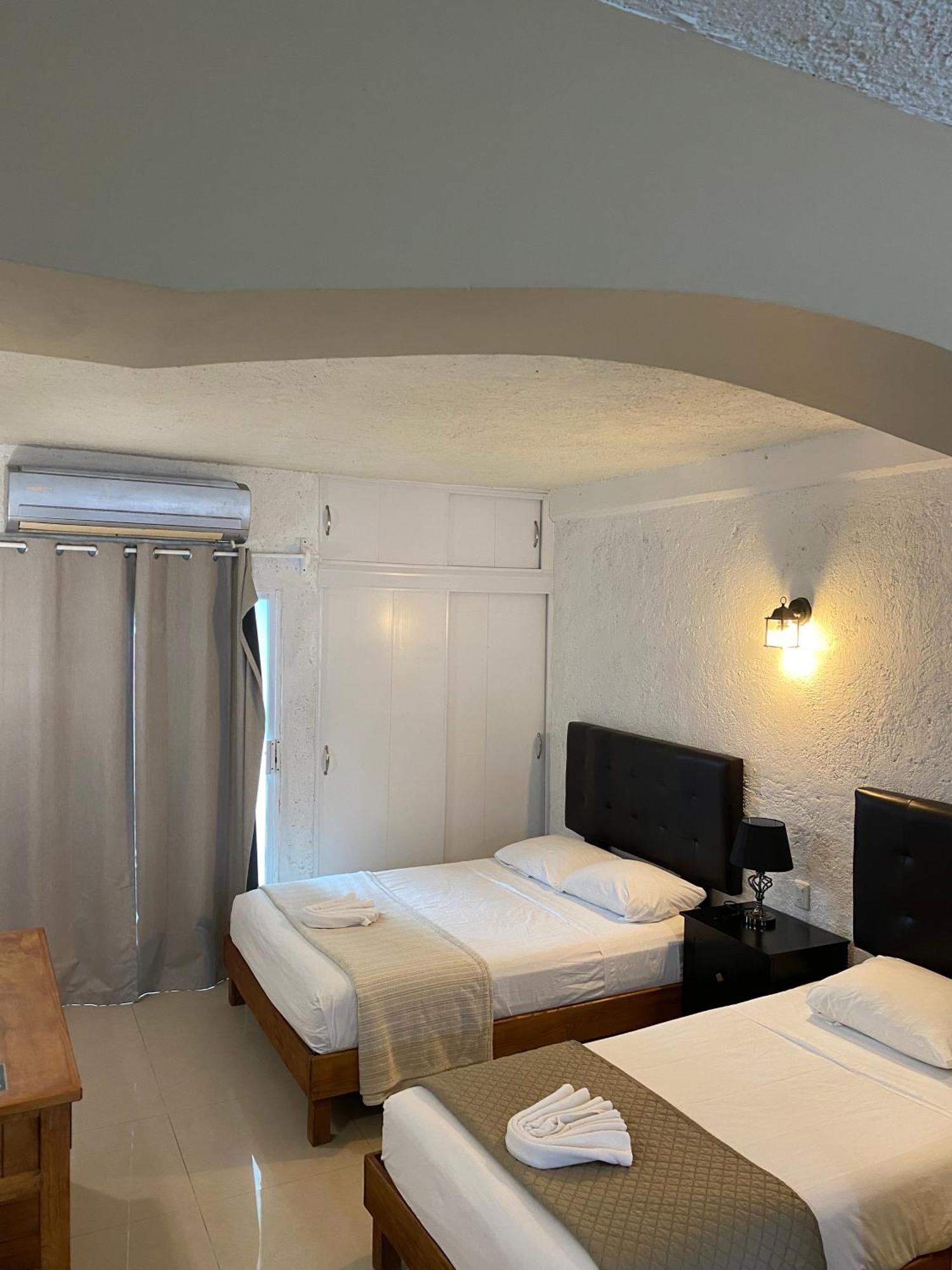 Hotel Dos Mundos, Isla קוזומל מראה חיצוני תמונה